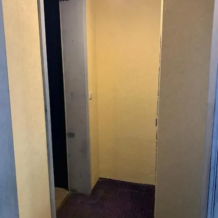 Yangs Garden Apartment *